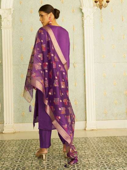 Dhiyona VV Apeksha Elegant Silk Blend Kurta Set with Beaded Embroidered Design & Organza Dupatta