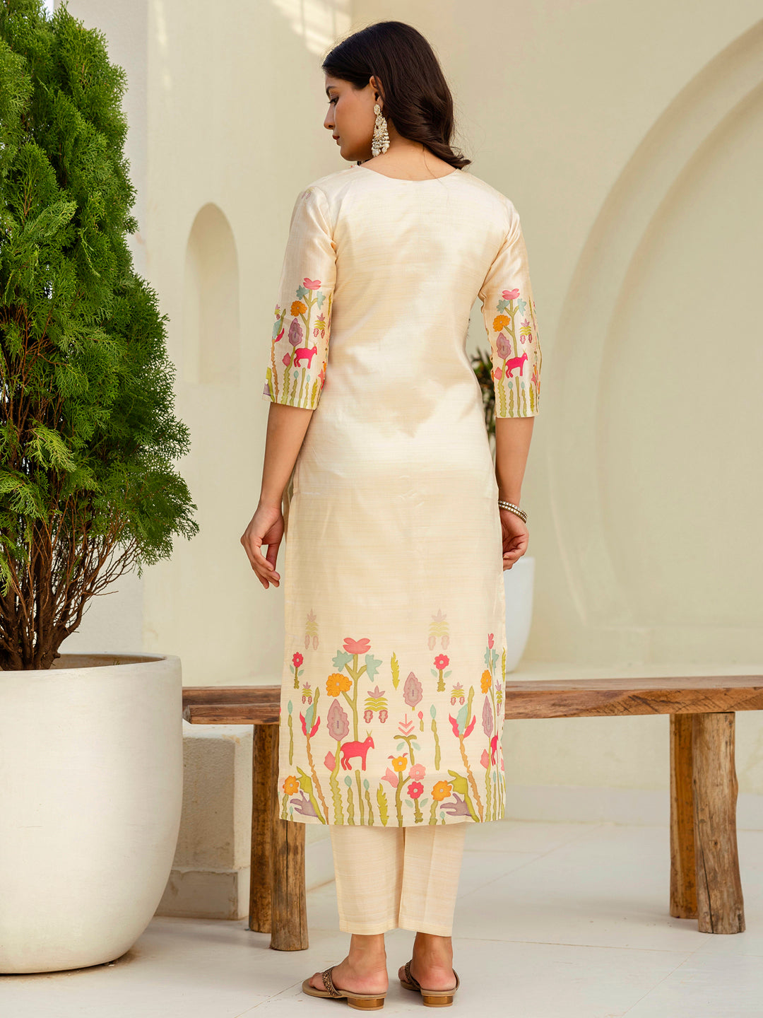 Dhiyona VV Charvi Cream Floral Print Silk Women Kurta Sets With Printed Dupatta Suits
