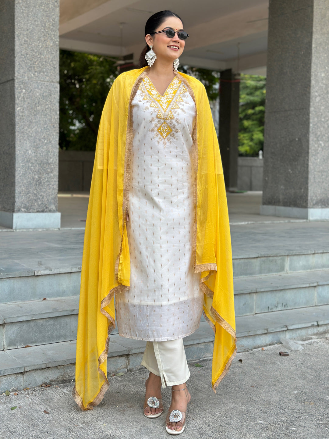 Dhiyona VV Aabha White Women Kurta and Pant Dupatta Sets Chanderi Silk Fabrics with Embroidery