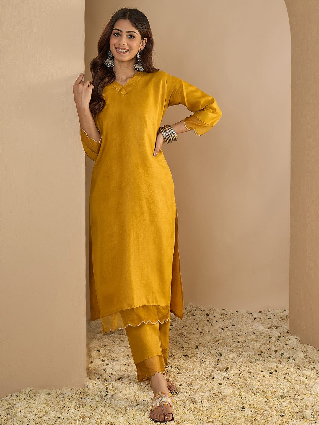 Dhiyona VV Yellow Women Cotton Blend Kurta Pant Set