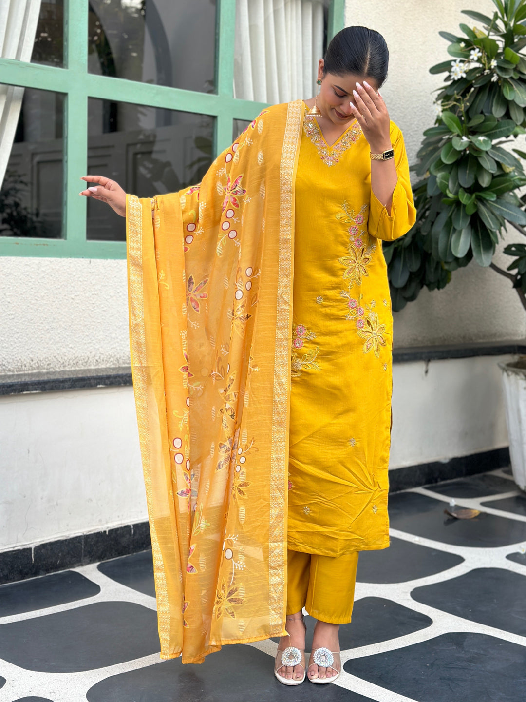 Dhiyona VV Kivra Yellow Women Kurta and Pant Dupatta Sets Silk Fabrics with Embroidery