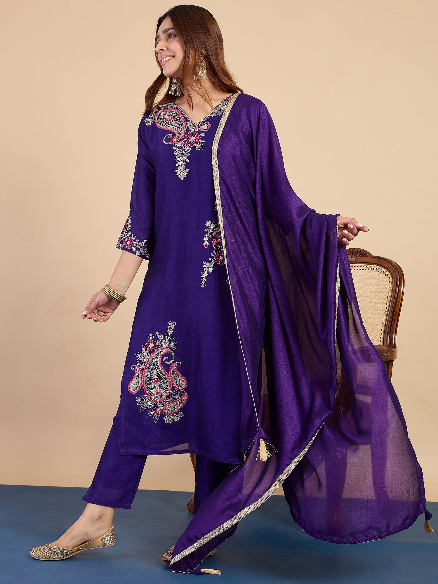 Dhiyona VV Purple Embroidered Kurta Pant Set