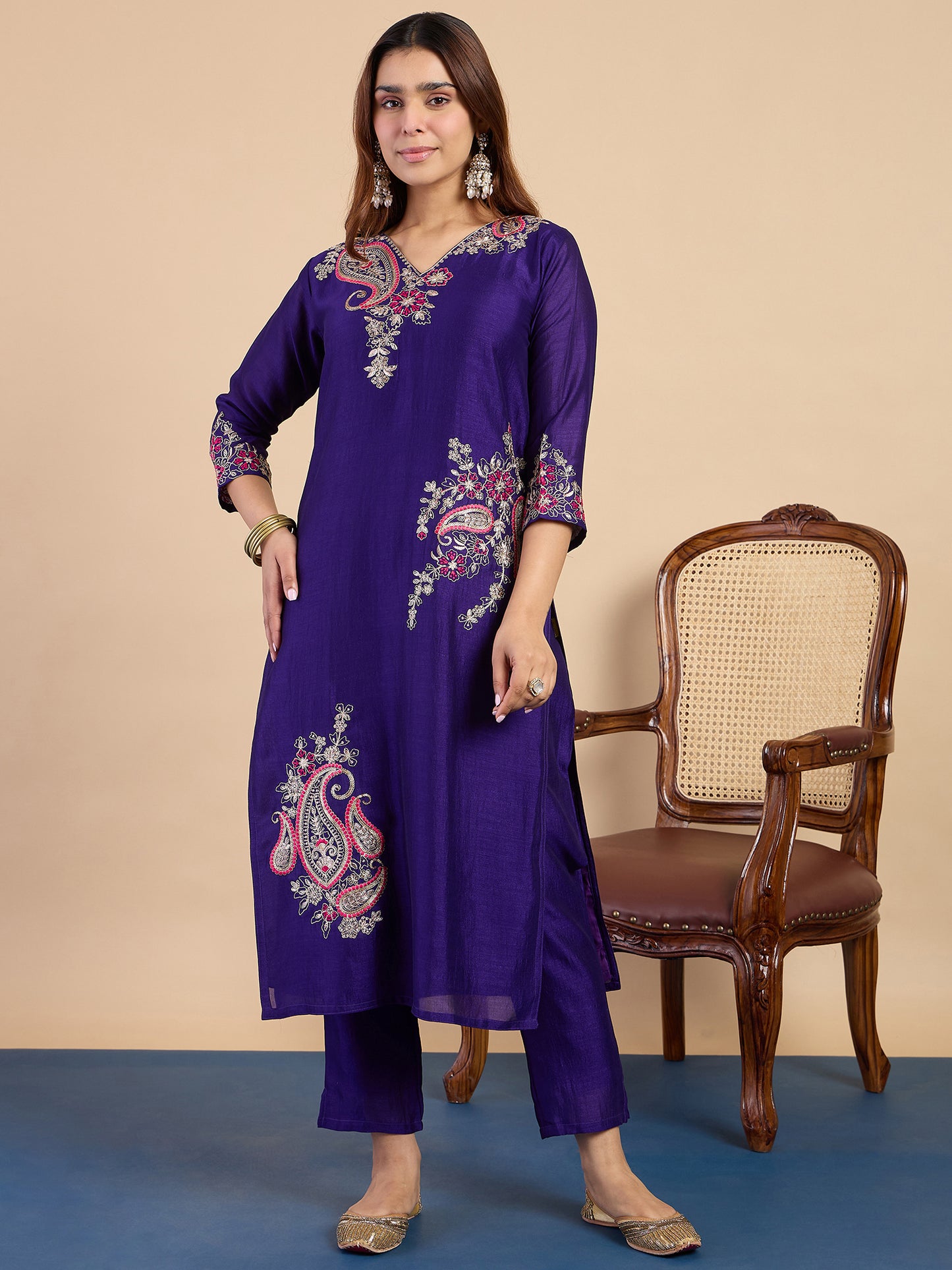Dhiyona VV Purple Embroidered Kurta Pant Set