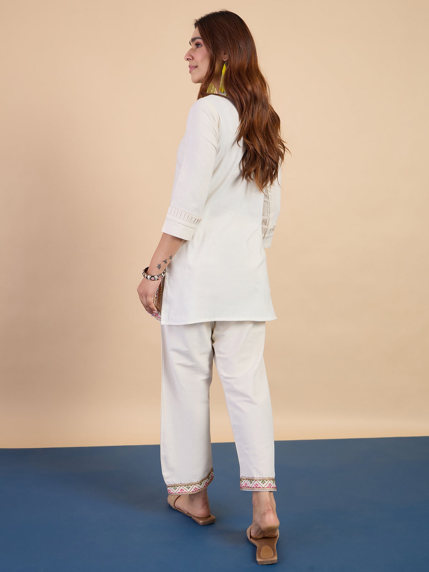 Dhiyona VV Off-white Women's Designer Kurta Pant Set Premium Pattern