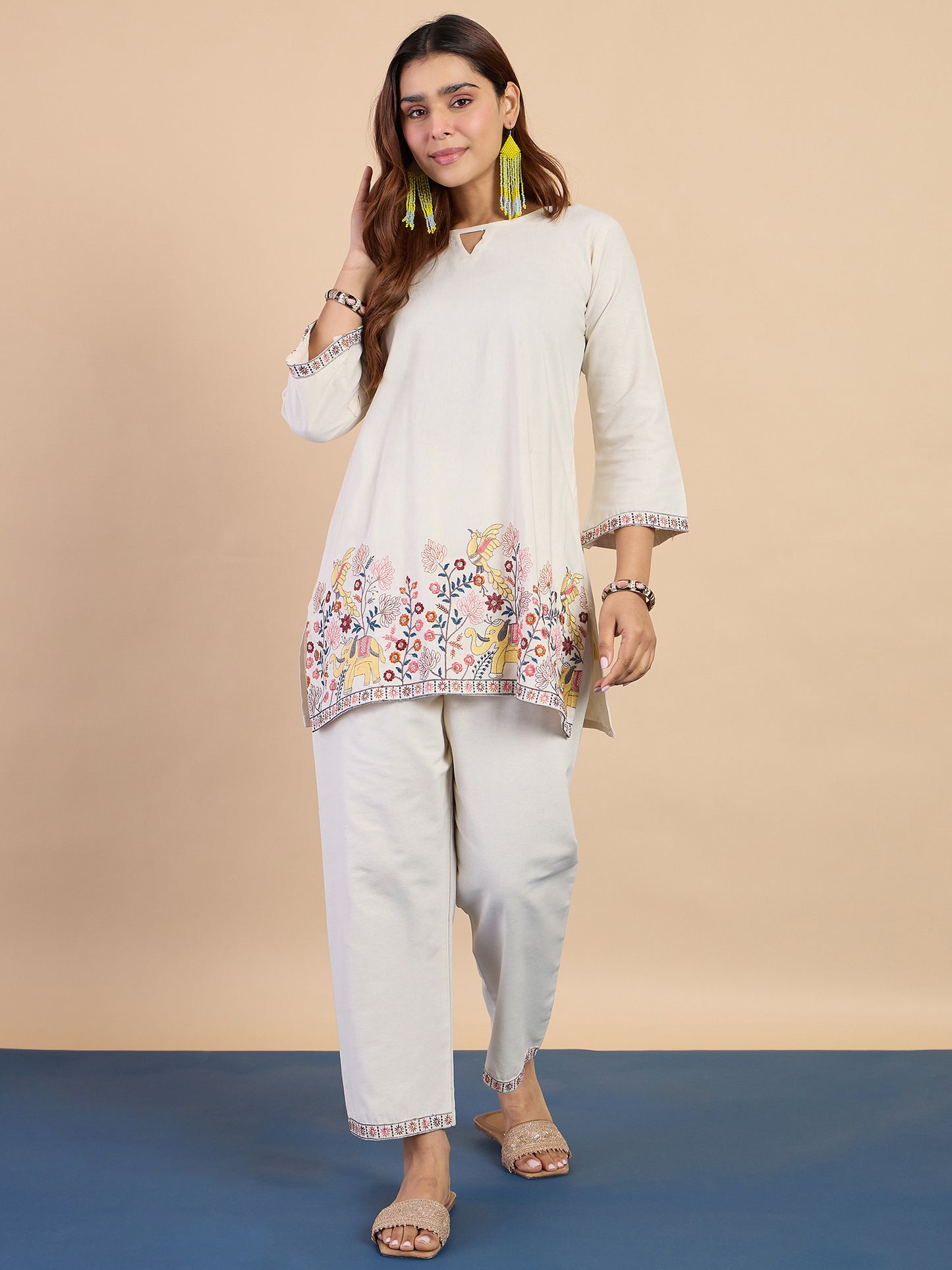 Dhiyona VV Off-white Women's Designer Kurta Pant Set Premium Pattern