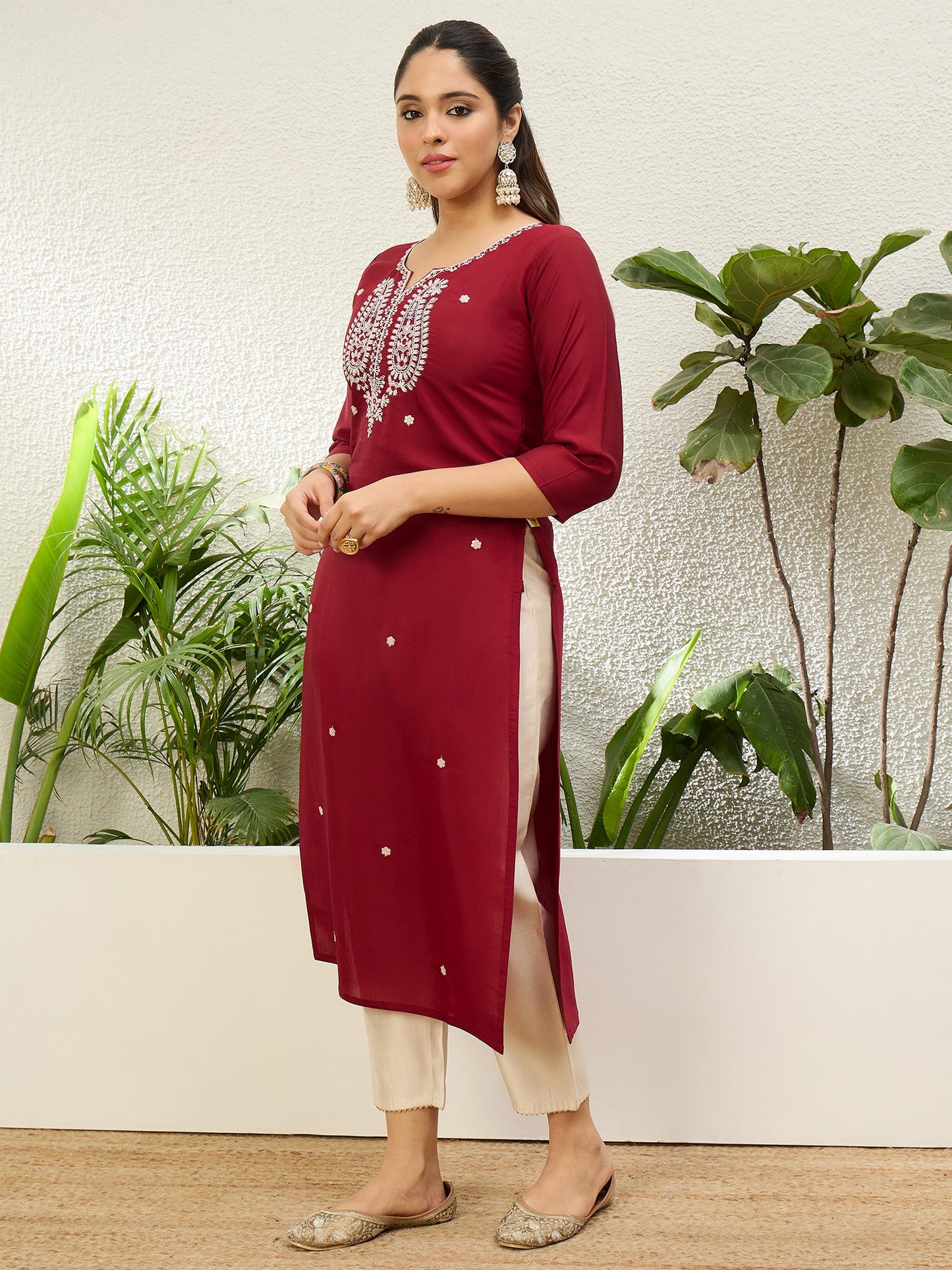 Dhiyona VV Cherry Red Women Embroidered Silk Blend Straight Kurta