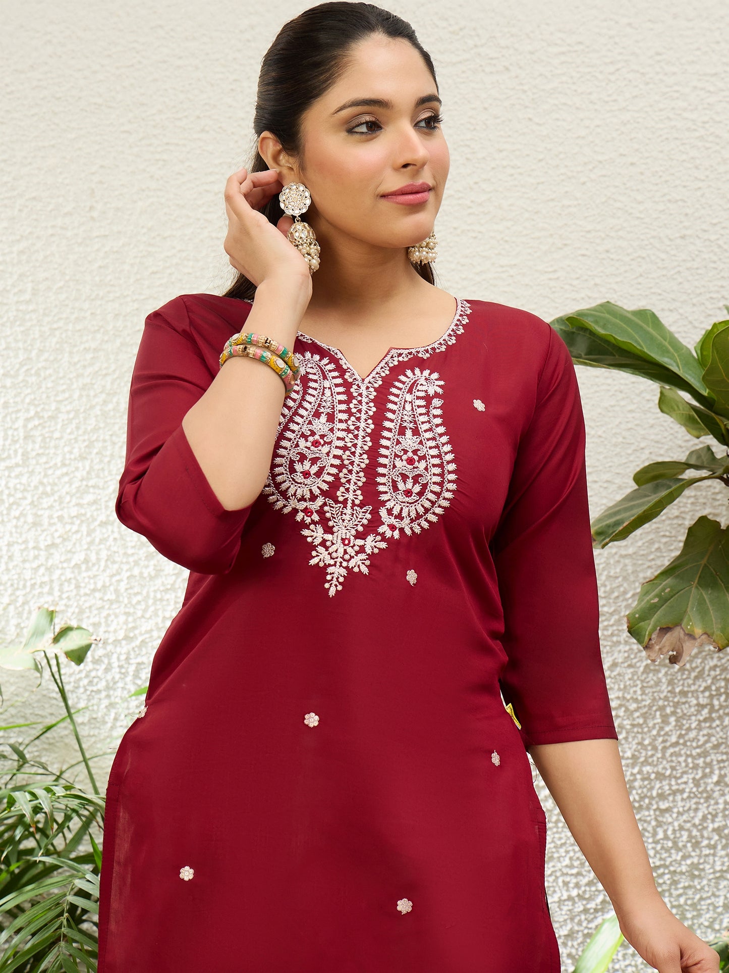Dhiyona VV Cherry Red Women Embroidered Silk Blend Straight Kurta