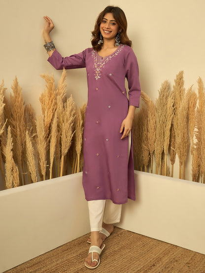 Dhiyona VV Lavender Women Embroidered Silk Blend Straight Kurta