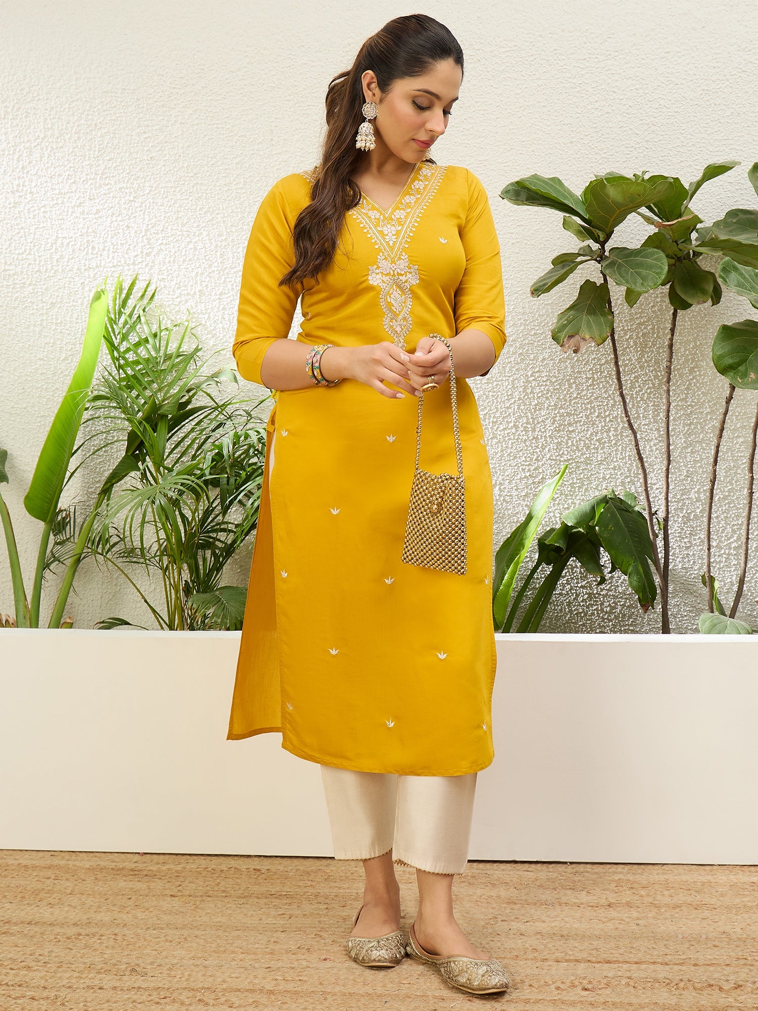 Dhiyona VV Yellow Women Embroidered Silk Blend Straight Kurta