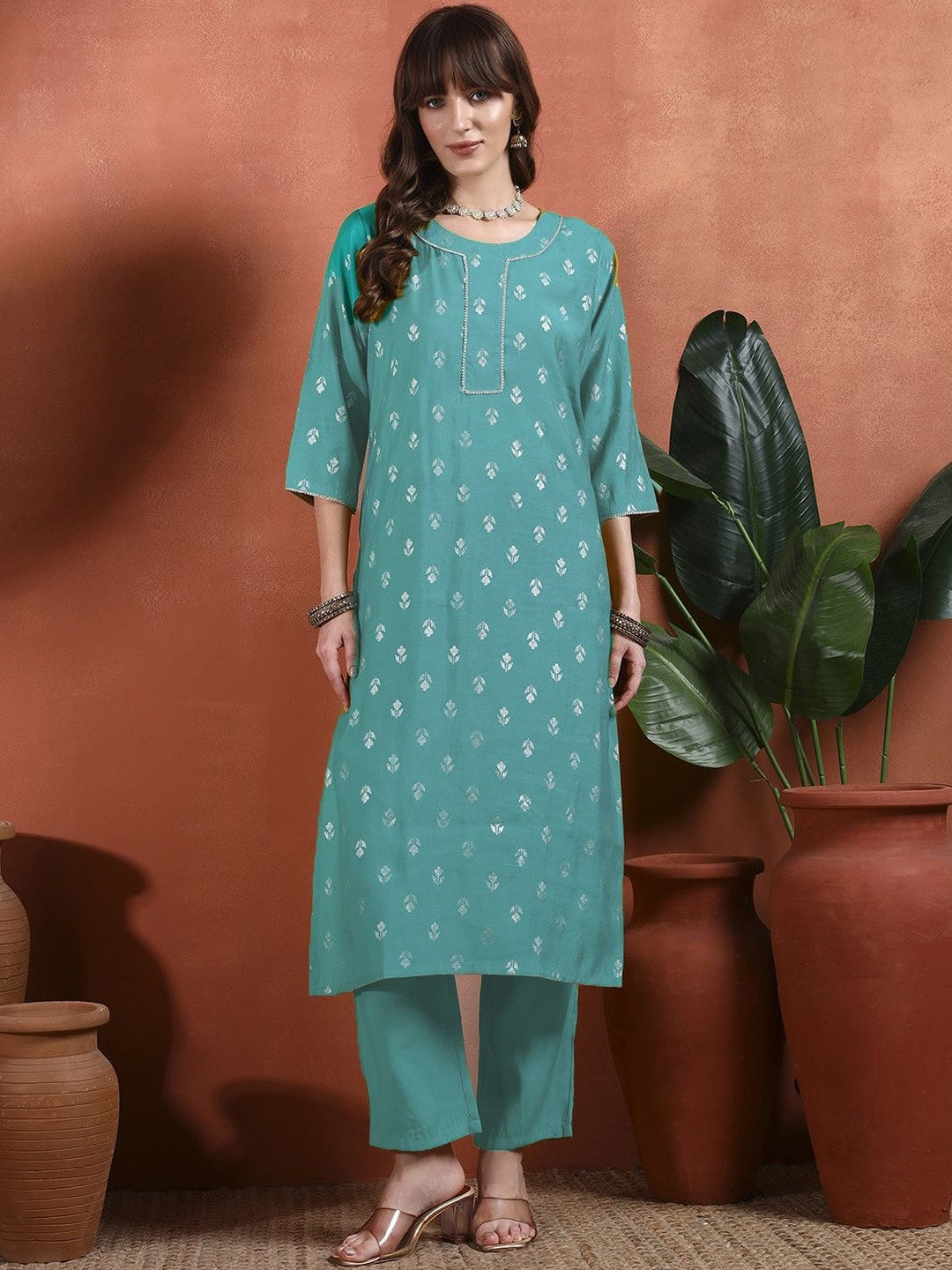 Women Ethnic Motifs Printed Regular Kurta with Trousers