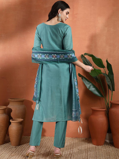 Women Ethnic Motifs Embroidered Regular Thread Work Kurta with Trousers & Dupatta