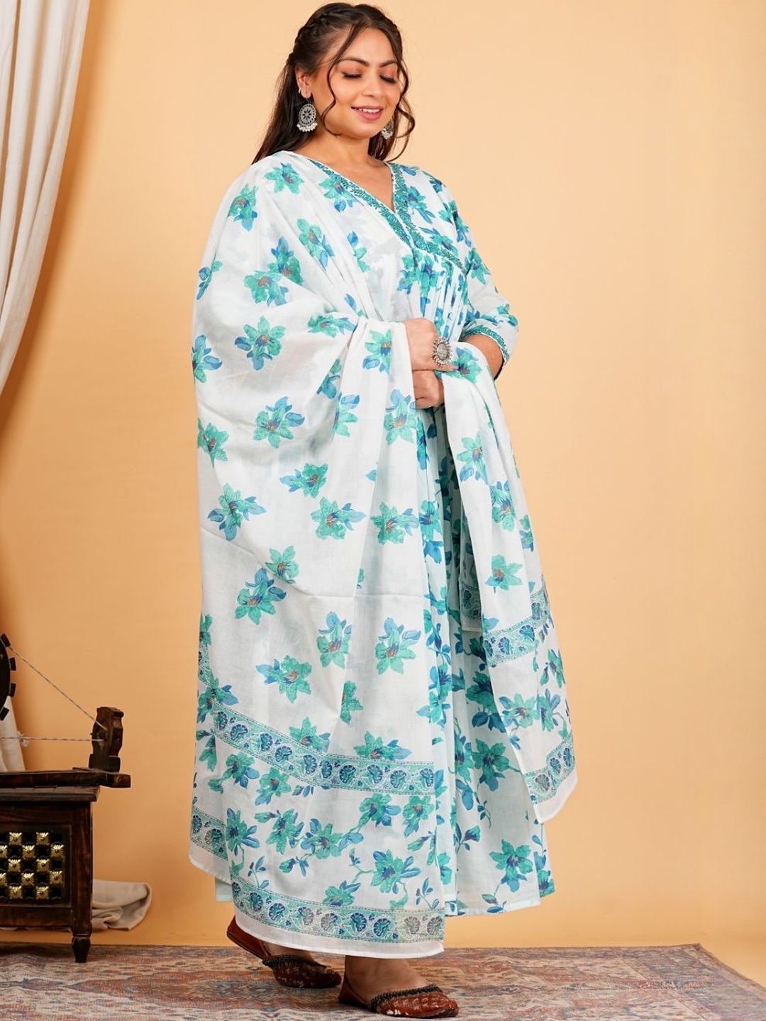 Dhiyona KL Women Floral Printed Pleated Thread Work Pure Cotton Kurta Set With Dupatta