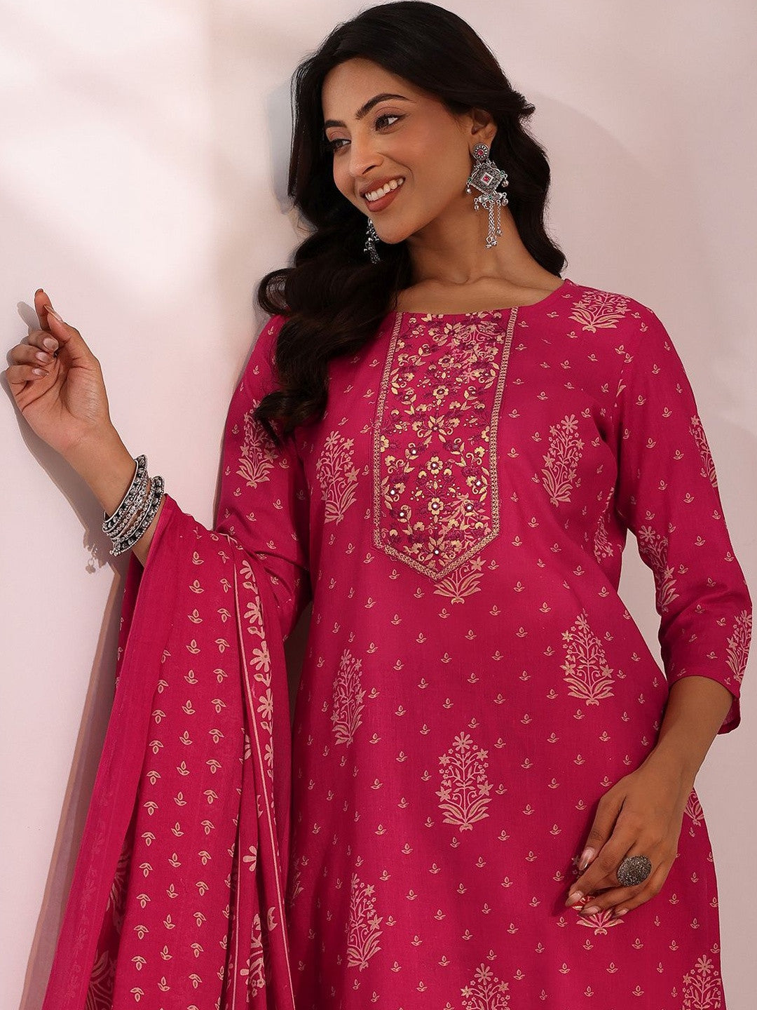 Women Ethnic Motifs Printed Regular Kurta with Trousers & With Dupatta