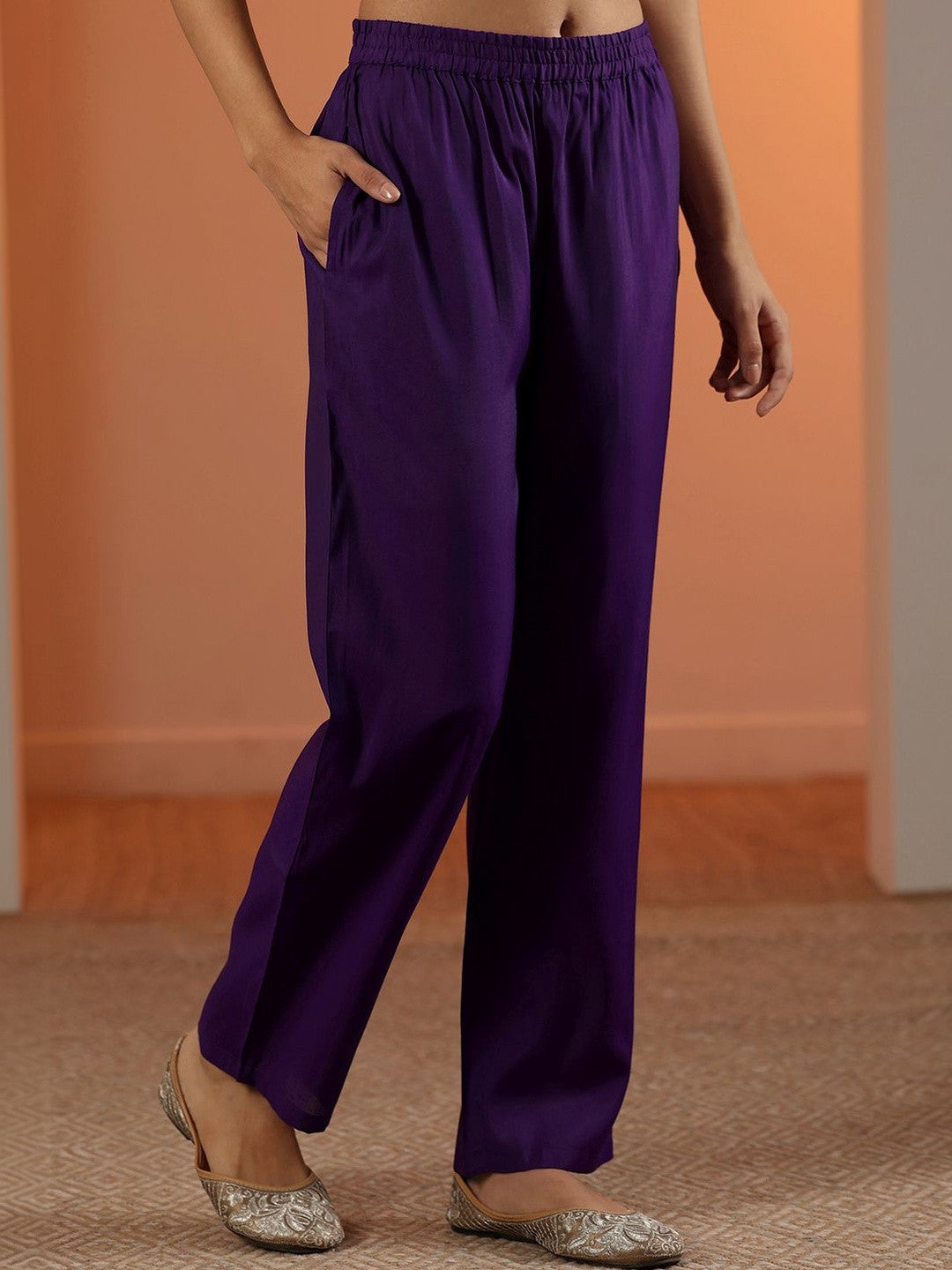 Women Ethnic Motifs Embroidered Regular Thread Work Kurta with Trousers
