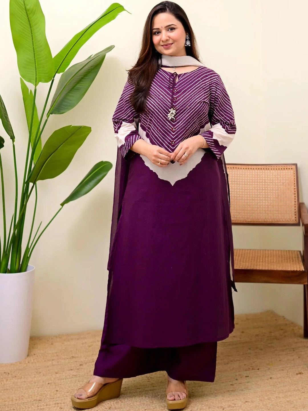 Women Dyed Regular Pure Cotton Kurta with Trousers & With Dupatta