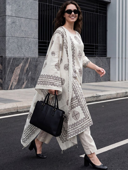 Women Ethnic Motifs Printed Regular Pure Cotton Kurta with Trousers & With Dupatta