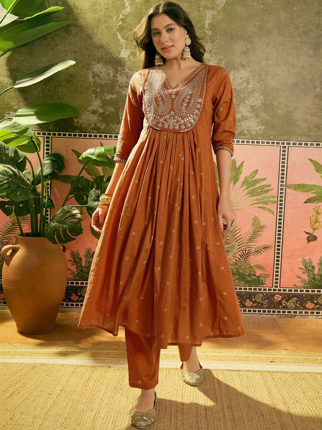 Dhiyona SN Embroidered V-Neck Kurta & Trousers with Dupatta