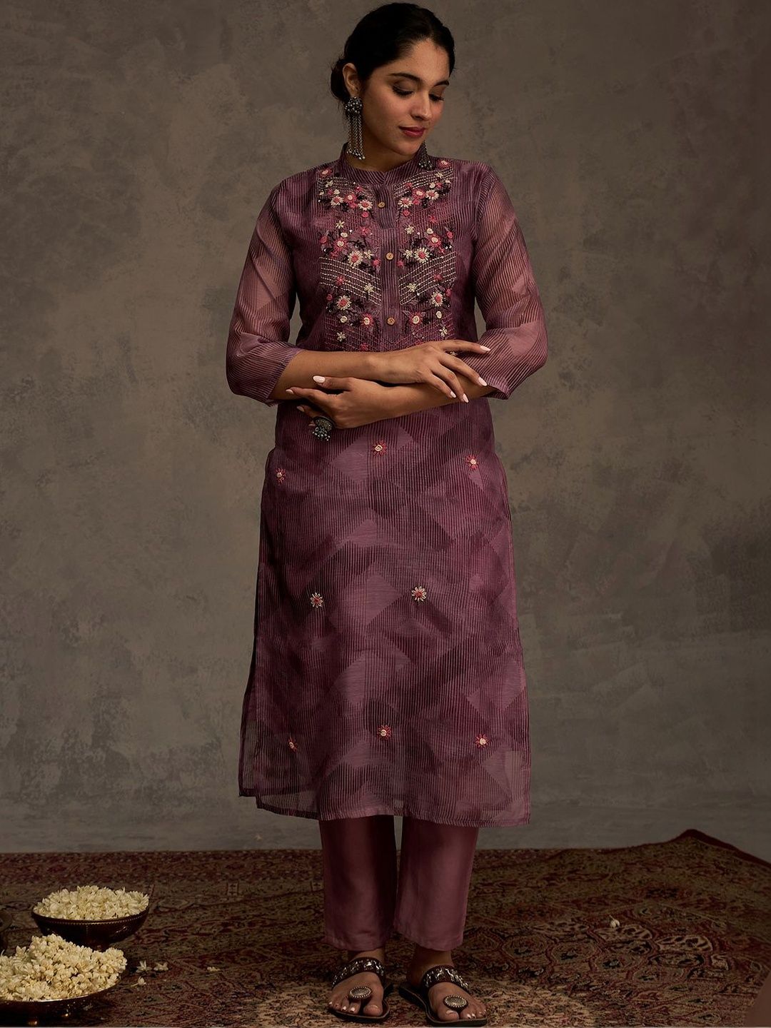 Women Floral Embroidered Regular Thread Work Chanderi Cotton Kurta with Trousers & With Dupatta