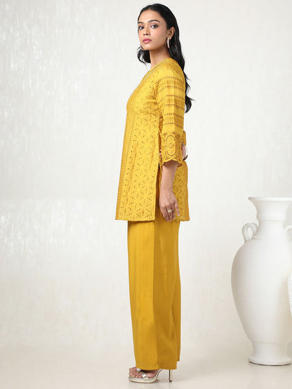 Dhiyona SO Women's Women Embroidered Mirror Work Kurta with Palazzos