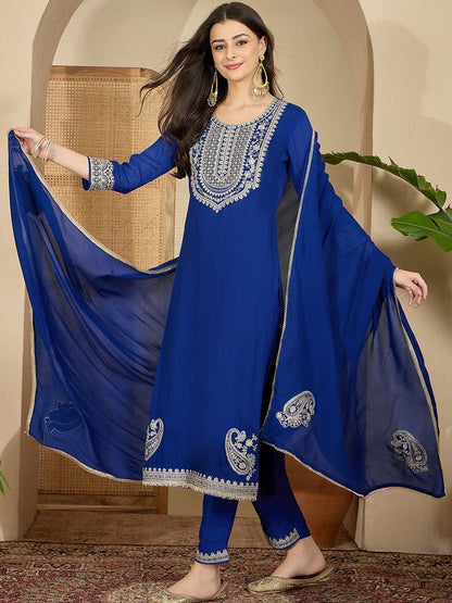 Women Embroidered Round Neck Kurta & Trousers With Dupatta