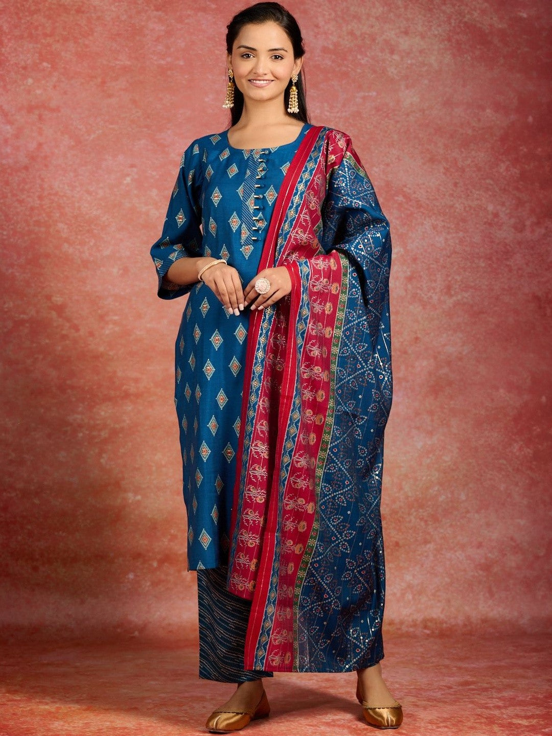 Women Printed Regular Kurta with Trousers & With Dupatta