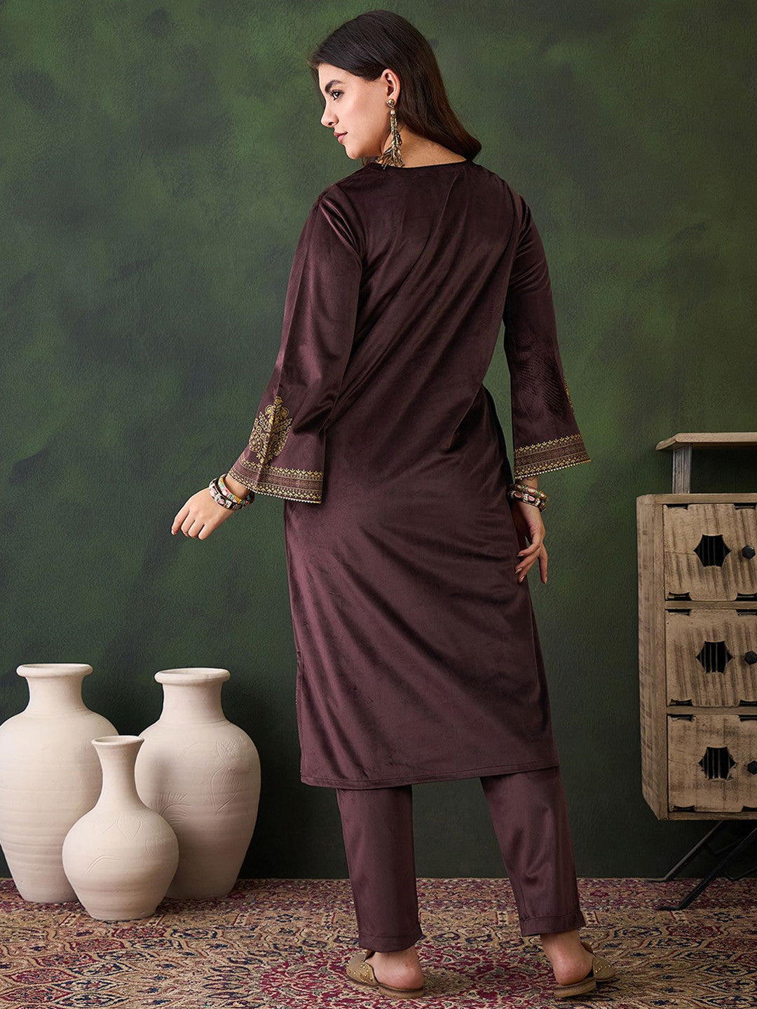 Self Design Kashmiri Phiran Kurta & Trouser
