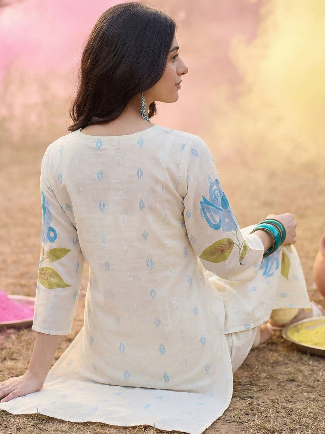 Women Floral Printed Regular Pure Cotton Kurta with Trousers
