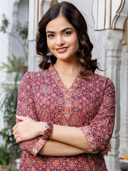 Women Ethnic Motifs Printed Regular Thread Work Pure Cotton Kurta with Trousers