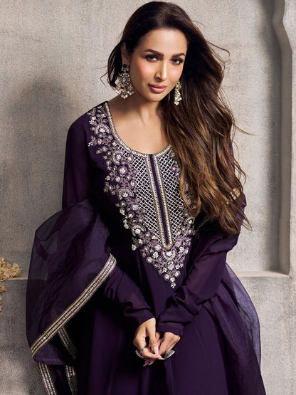Dhiyona IN Women Floral Thread Embroidered Yoke Design Kurta Set with Dupatta