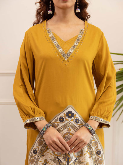Women Floral Printed Regular Sequinned Kurta with Palazzos