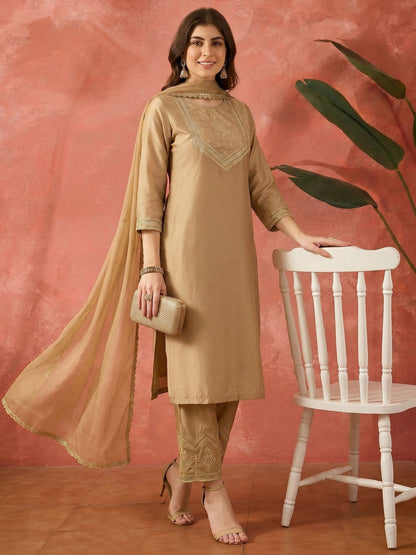 Embroidered Round Neck Kurta Sets