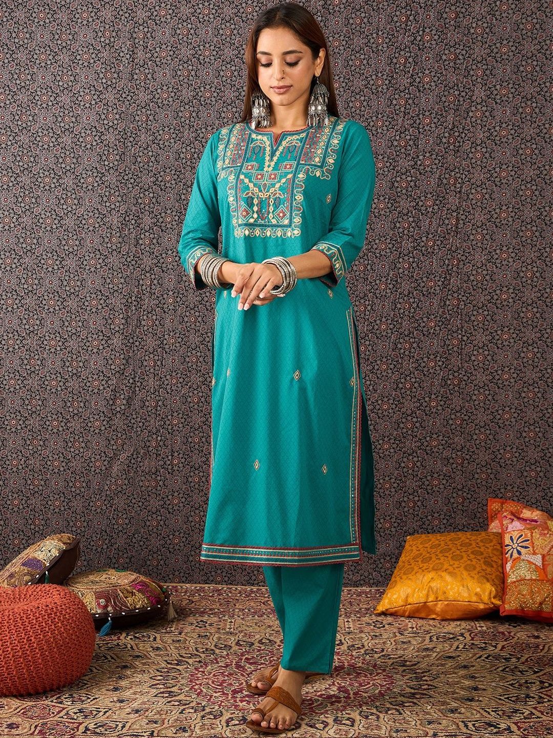 Ethnic Motifs Embroidered Thread Work Pure Cotton Kurta With Trousers & Dupatta