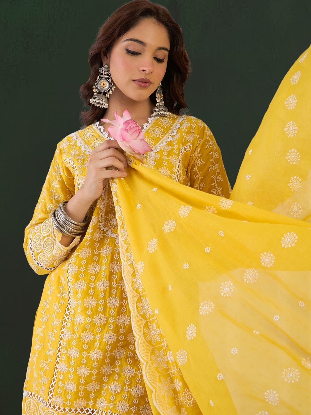 Dhiyona IE Women Ethnic Motifs Embroidered Regular Thread Work Pure Cotton Kurta with Trousers & With Dupatta