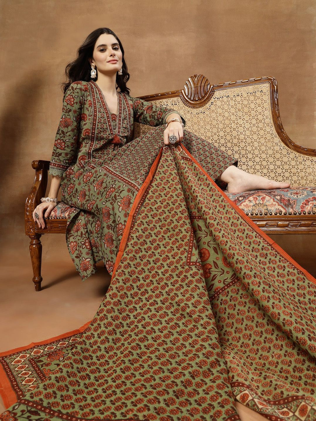 Printed Pure Cotton V-Neck Kurta & Palazzos With Dupatta
