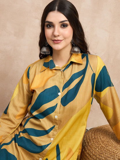 Abstract Printed Shirt Collar Straight Kurta With Trousers