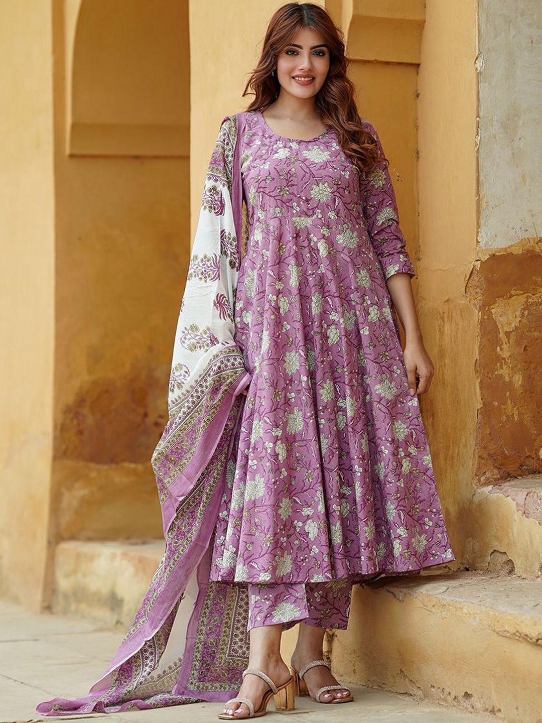 Dhiyona KL Floral Printed Pure Cotton Anarkali Kurta With Trousers & Dupatta