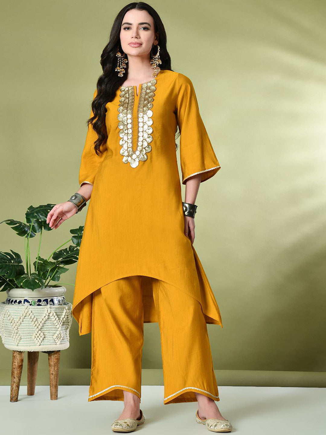 Ethnic Motifs Yoke Design Sequinned A-Line Kurta With Palazzo