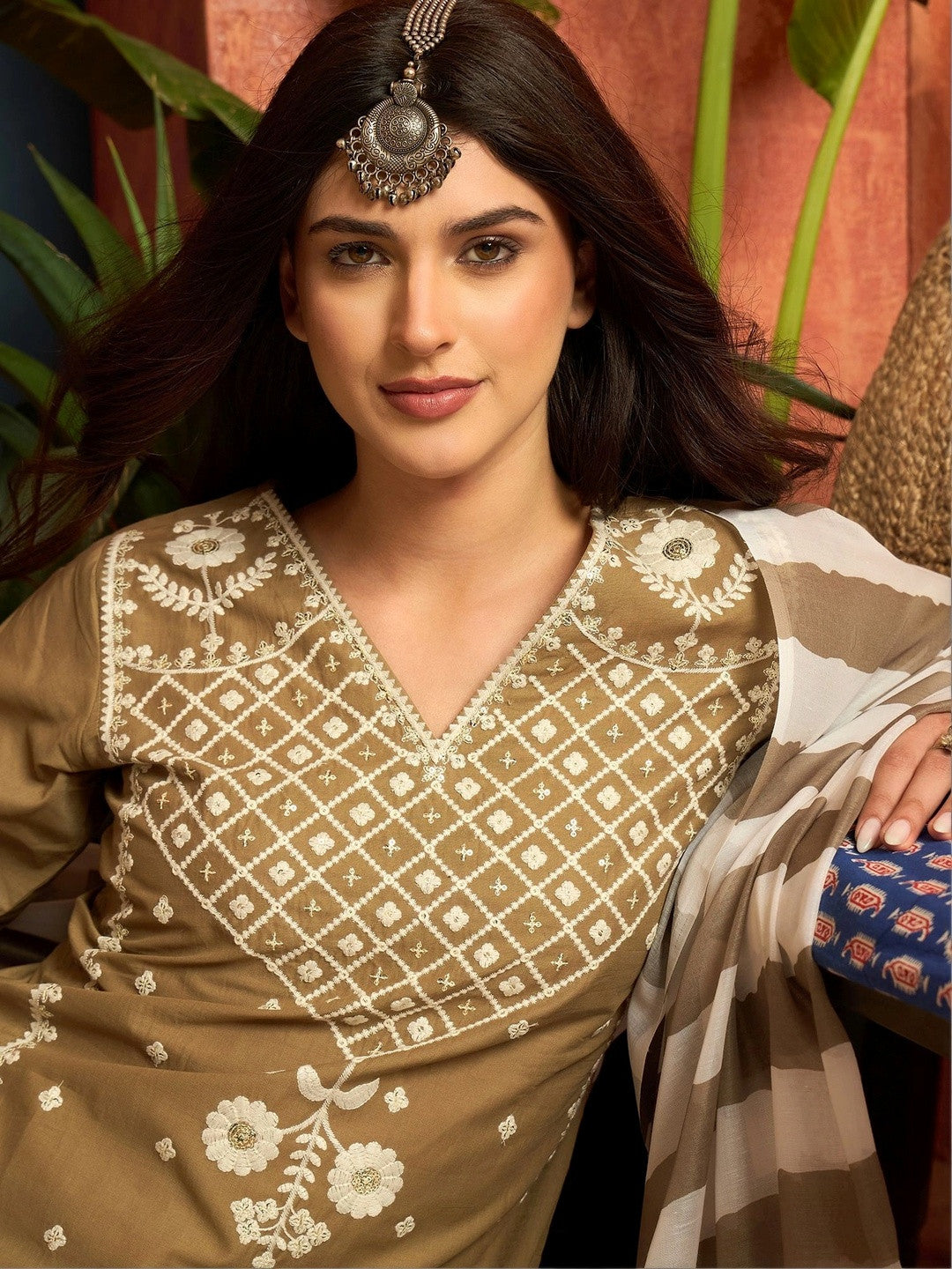Women Ethnic Motifs Embroidered Regular Thread Work Pure Cotton Kurta with Trousers & With Dupatta