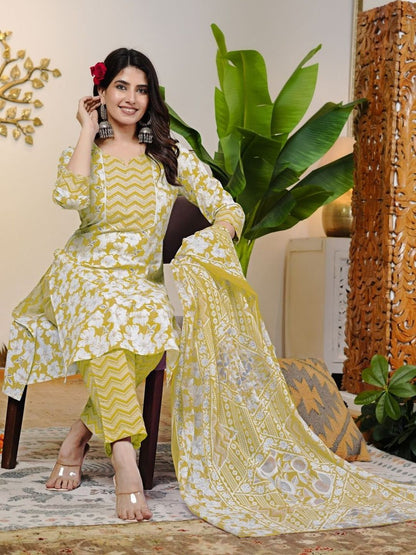 Dhiyona KL Women Floral Printed Regular Sequinned Pure Cotton Kurta with Trousers & With Dupatta