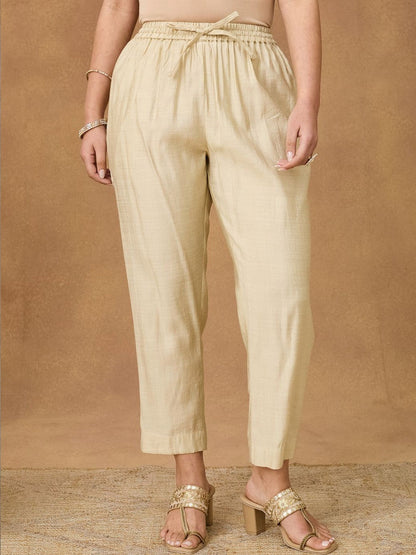 Embroidered Mandarin Collar Kurta Sets