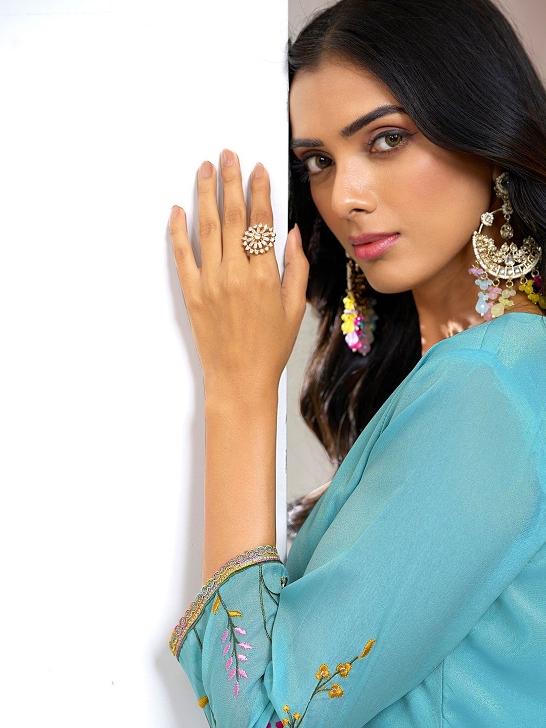 Dhiyona CH Embroidered Kurta with Plazzo