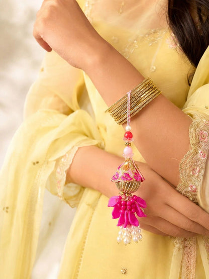 Dhiyona Rakhi