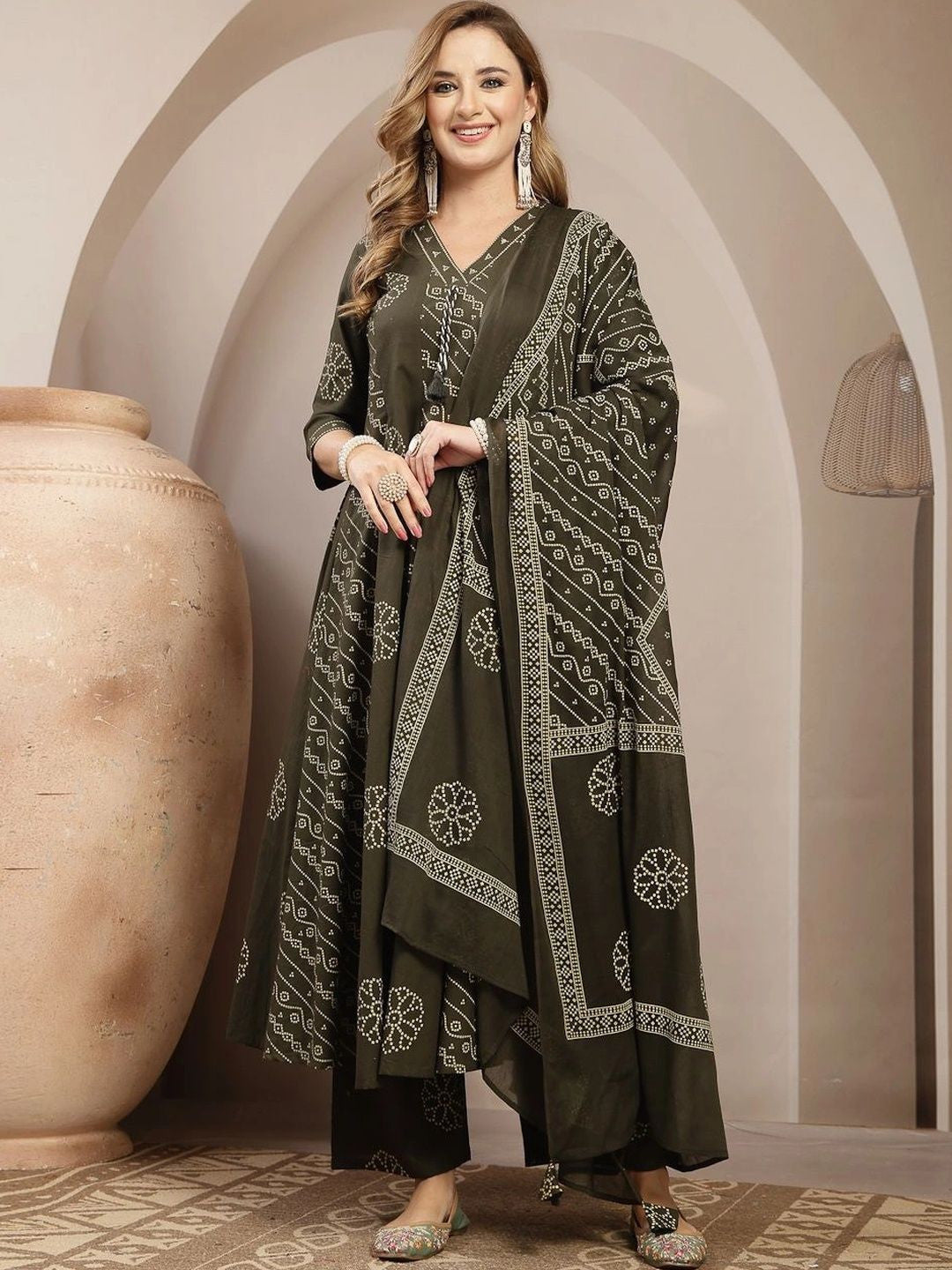 Women Bandhani Printed Regular Kurta with Palazzos & With Dupatta