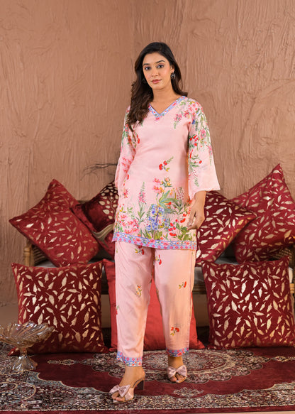 RAAGVI PEACH muslin PRINTED KURTA PANT SET