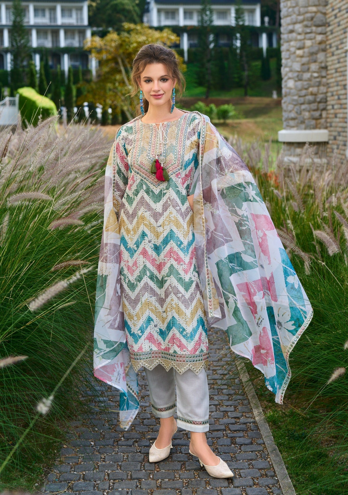 Sargam vibe Shchiffli cotton suit set