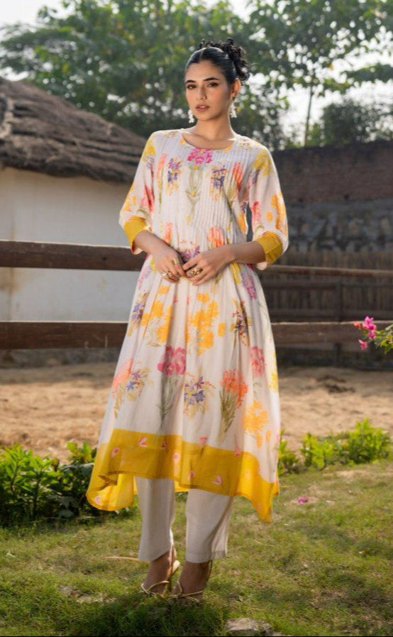 Hemal Amber Floral Cotton Kurta Pant Set