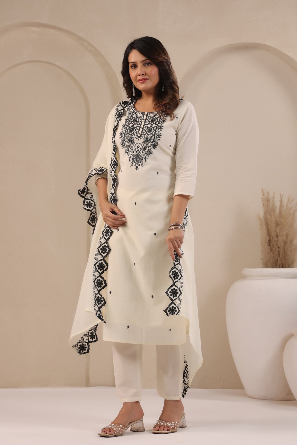 SAGARIKA NOIR EMBROIDERED COTTON SUIT SET