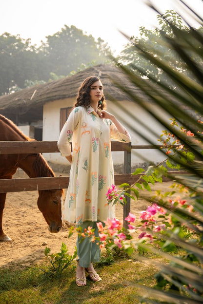 Tiara Garden Cotton Kurta Pant Set