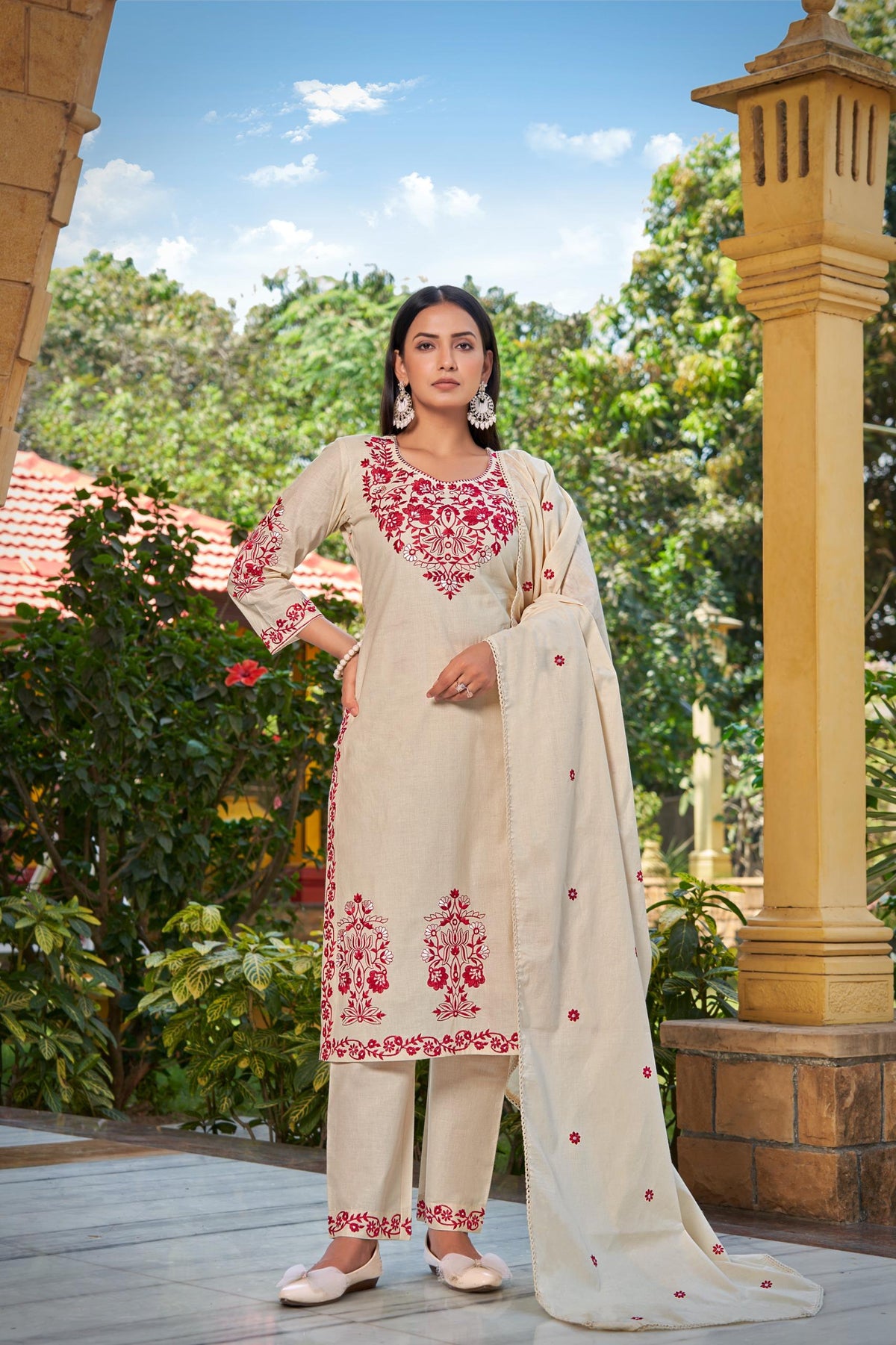 Wespa Misri Embroidery Suit Set