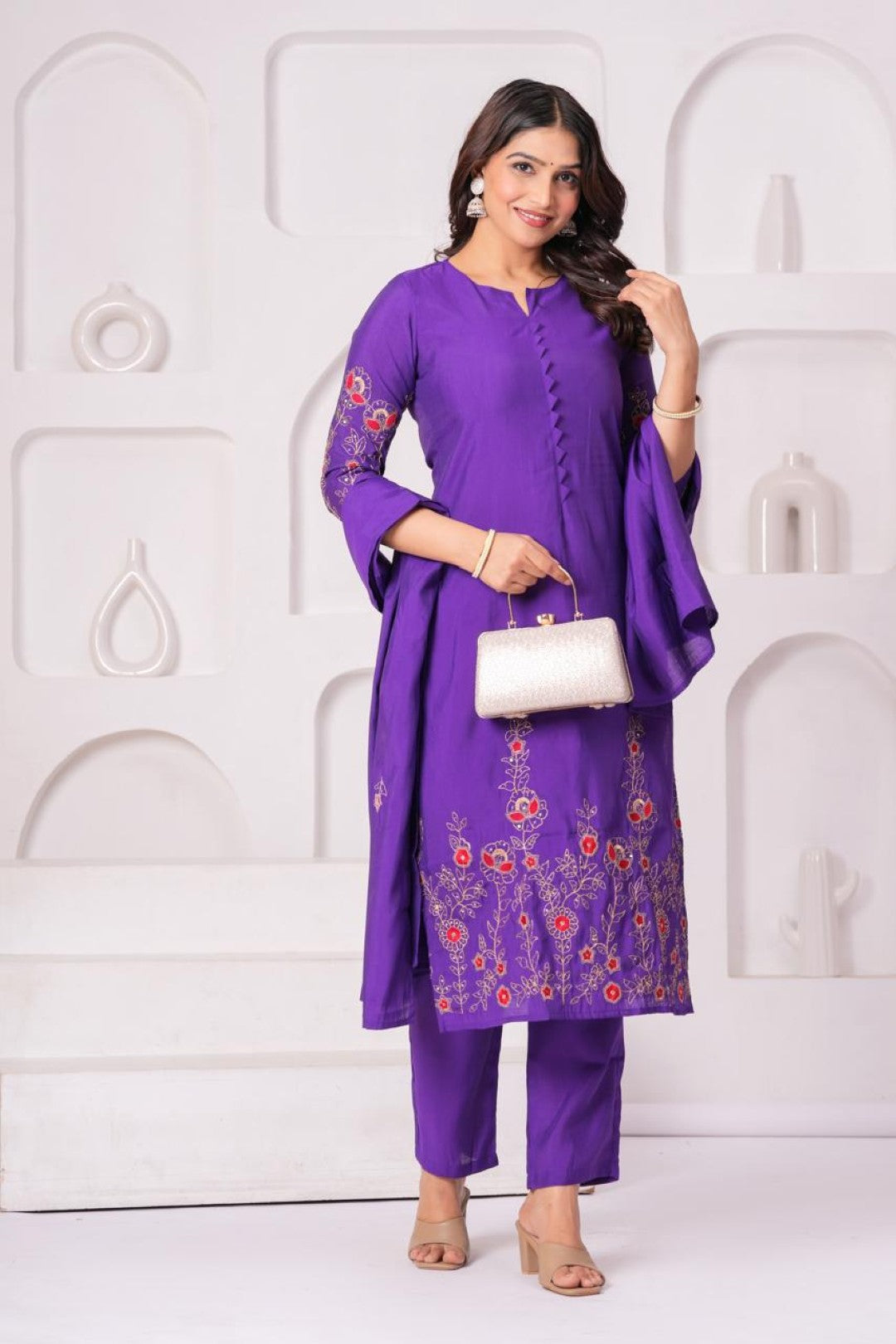 Jayti Purp Embroidered Suit Set